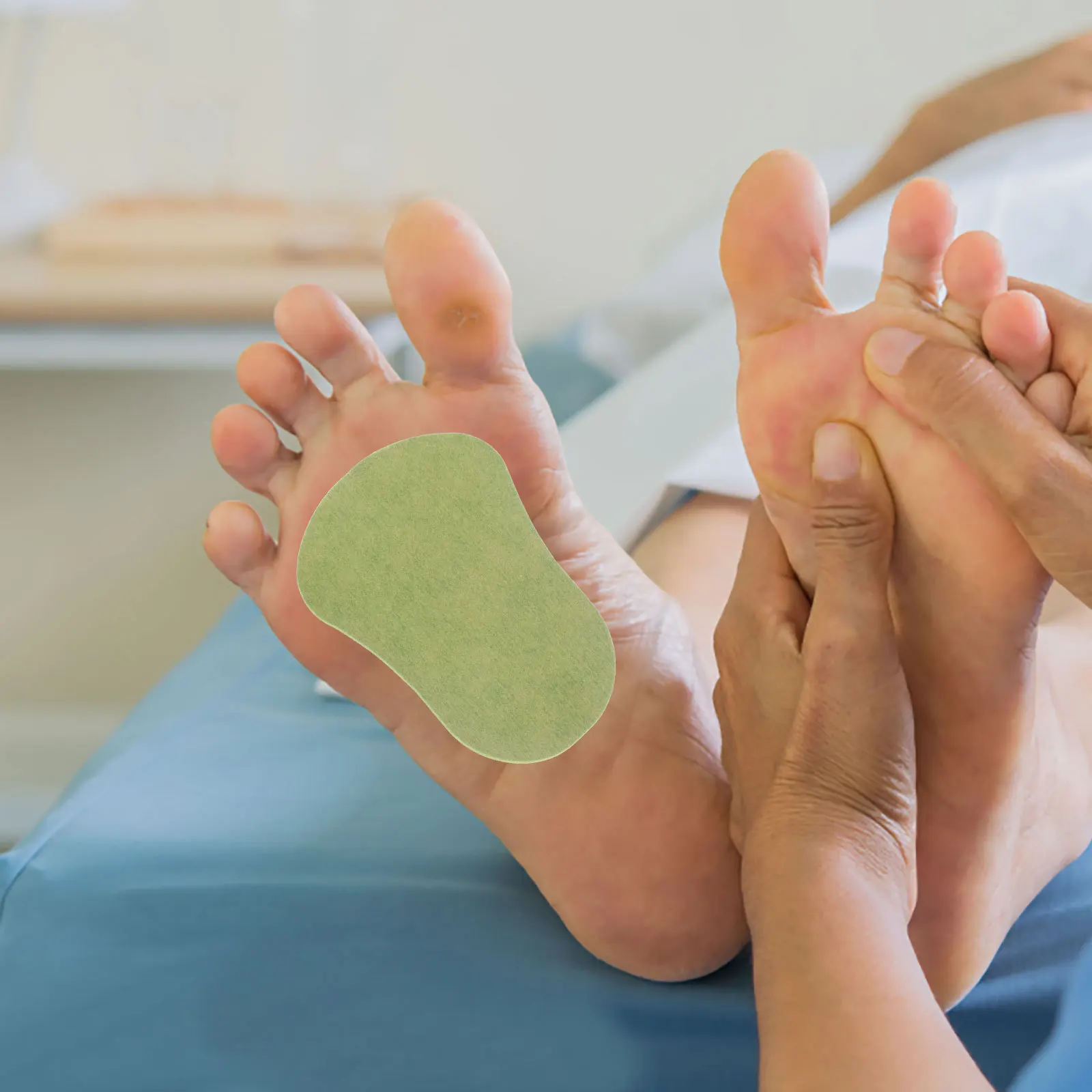 

32pcs Foot Patch Warm Detoxifying Sticker Natural Artemisia Care Relieve Fatigue Camping Home Office Use Thin Breathable Safe
