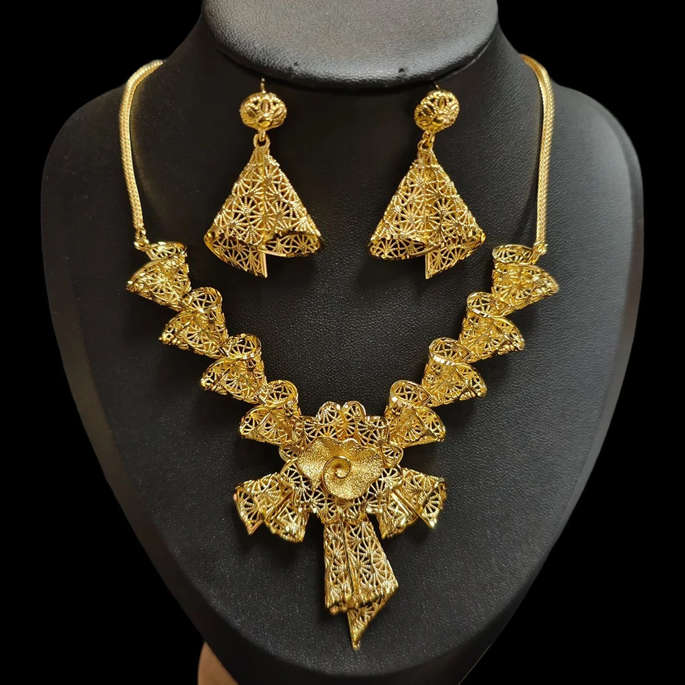 

African Necklace Set Earring Jewelry Trendy Earrings Fashion Necklaces Retro Dubai Set for Women Golden Color East Middle Design
