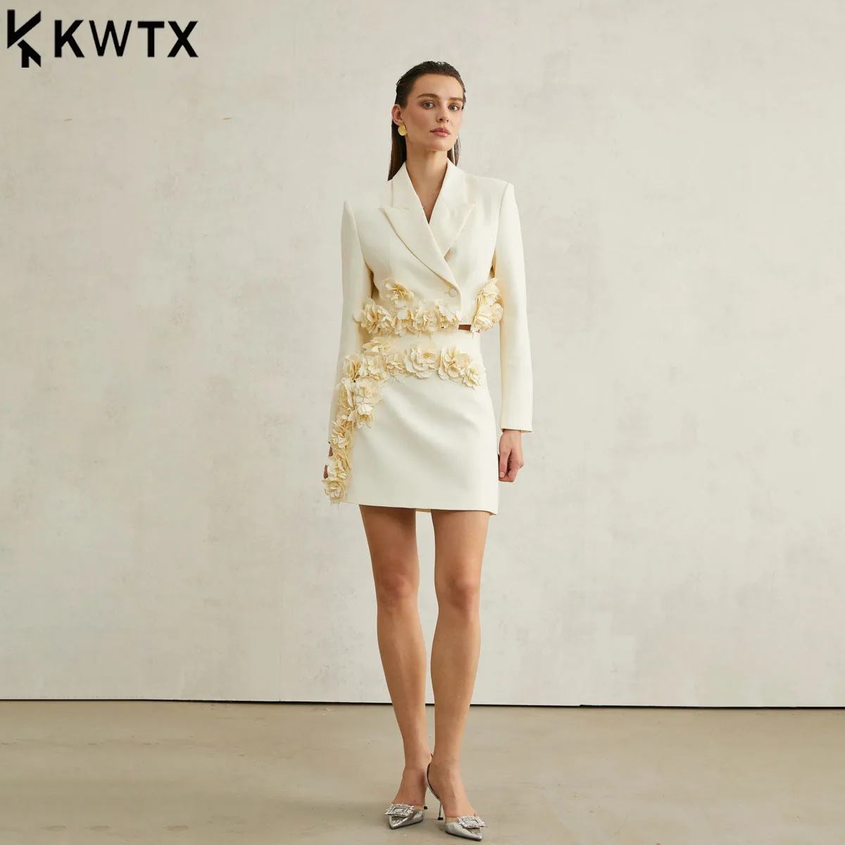 

KWTX 2026 New Women 2pc Suit Set Spring Summer Slim Fit 3D Floral Blazer Skirt Office Party Street Elegant Premium Outfit