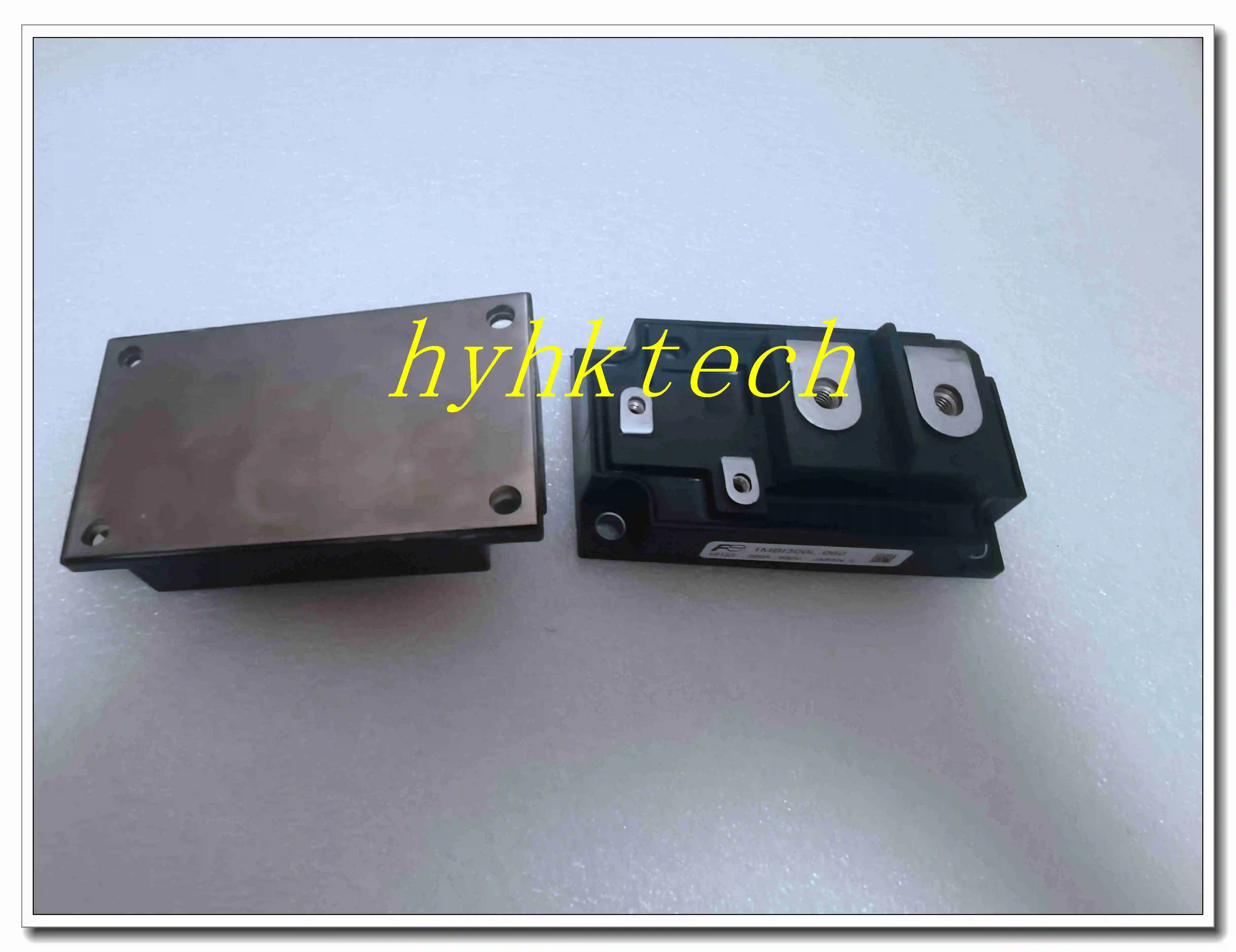 وحدة IGBT 1mbi300l060 1mbi300f060 ، تم اختبارها قبل الشحن