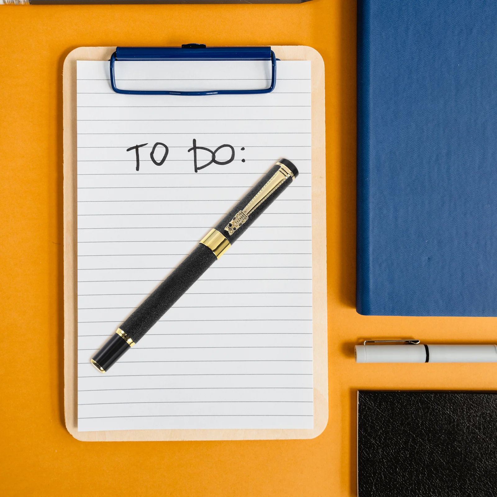 

Plastic Fountain Pen Frosted Rod Compact Easy Carry Writing Pen for Home School Office Travel Creative Anti-Skid Stylish