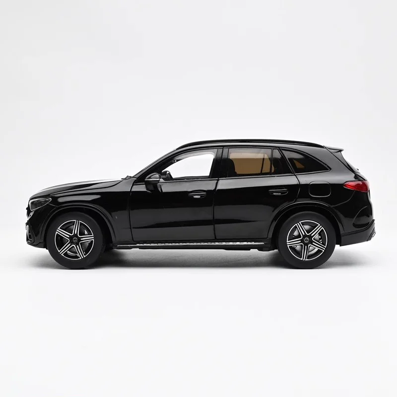 New In Stock Iscale 1:18 Mercedes-Benz Glc C254 Simulation Alloy Miniature Die-Cast Car Model Customized Kid Toy Collection Gift