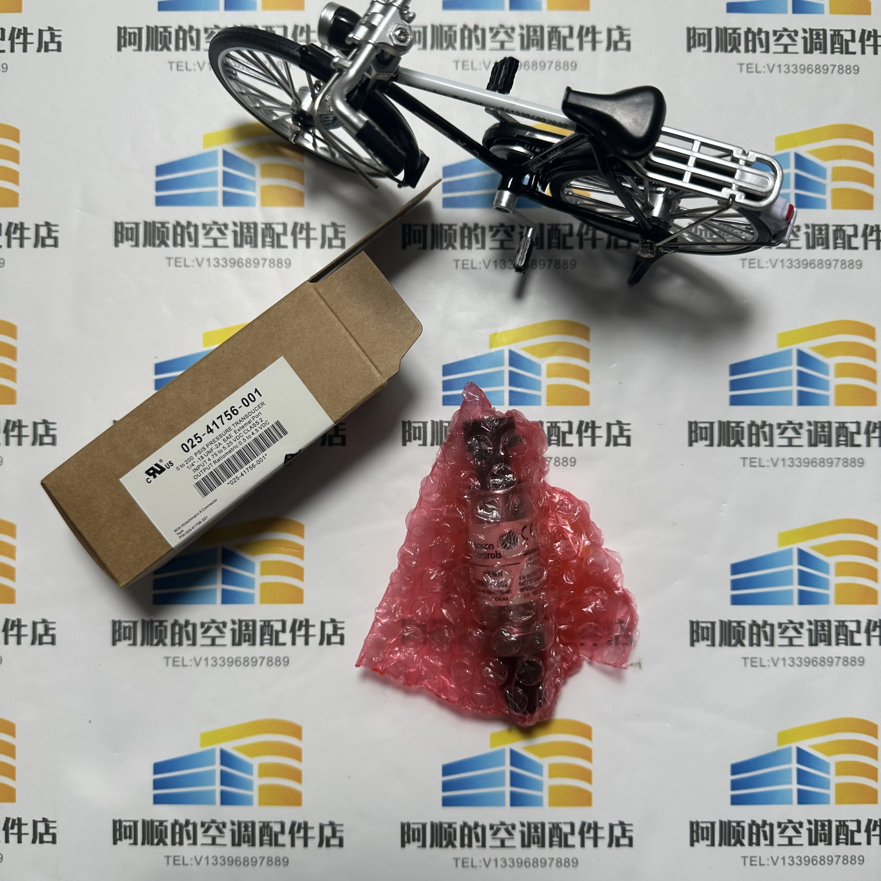 025-41756-001 Output Transducer 0-200 PSI Range 025 41756 001 Transducer Pressure Sensor 0-200 PSI .5-.45VDC