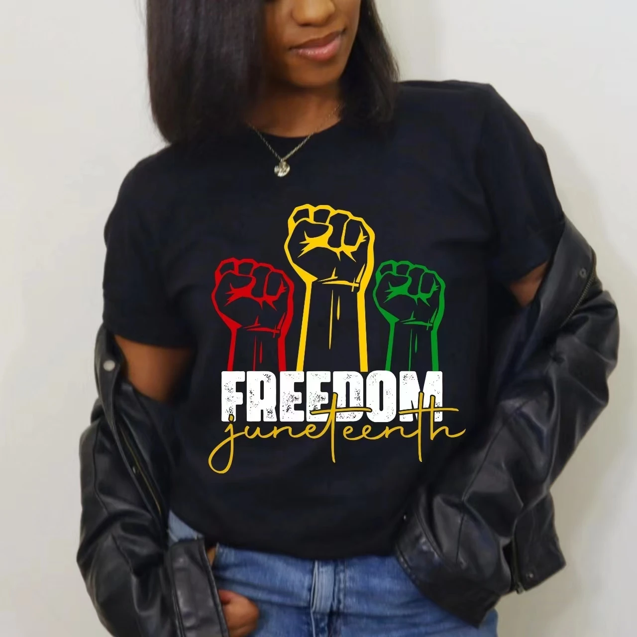 Three Fists of Freedom Print Female Shirt Freedom Juneteeth Slogan Women T-shirt New Hot Sale Popular Juneteeth Day Casual Tee