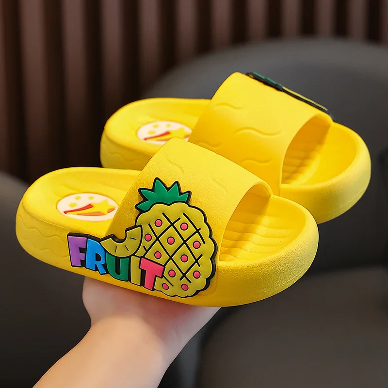 Pantuflas Cartoon Children Slippers Summer New Soft Sole Girl House Shoe Anti Slip Cool Slippers Middle and Big Children Shoe