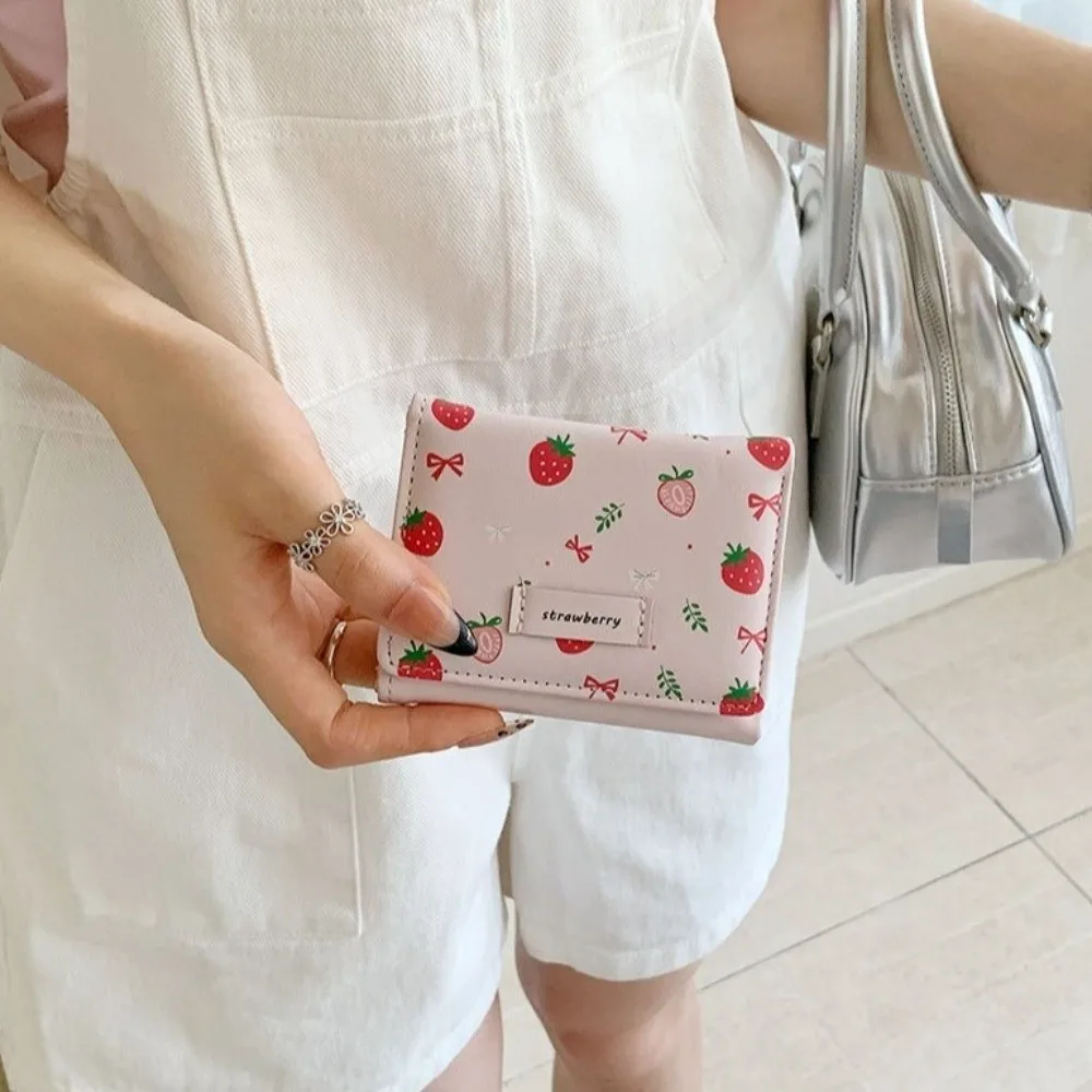 

Fashion Strawberry Tri-fold Wallet Bow Printing PU Leather Wallet Korean Style Short Card Holder Student