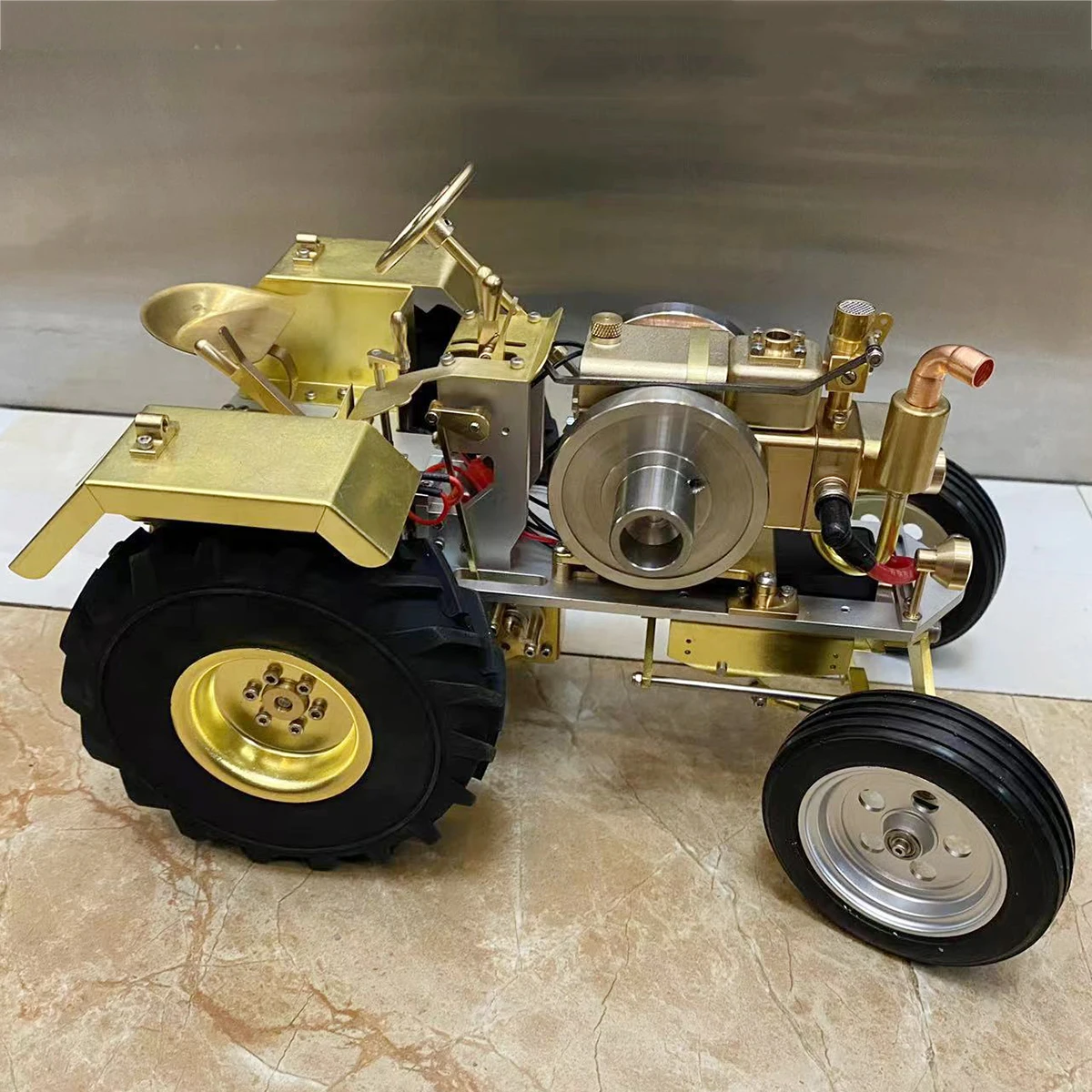 1.6CC Brass Gas Roller Tractor Model Horizontal Water Cooled Single Cylinder Internal Combustion Engine T12 Model Toy Gift