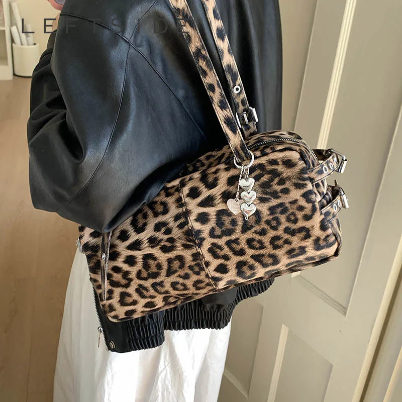 

Левая сторона, леопардовые сумки на плечо из искусственной кожи для женщин, 2021, роскошные дизайнерские новые трендовые сумки-тоут, женские сумки с короткой ручкой