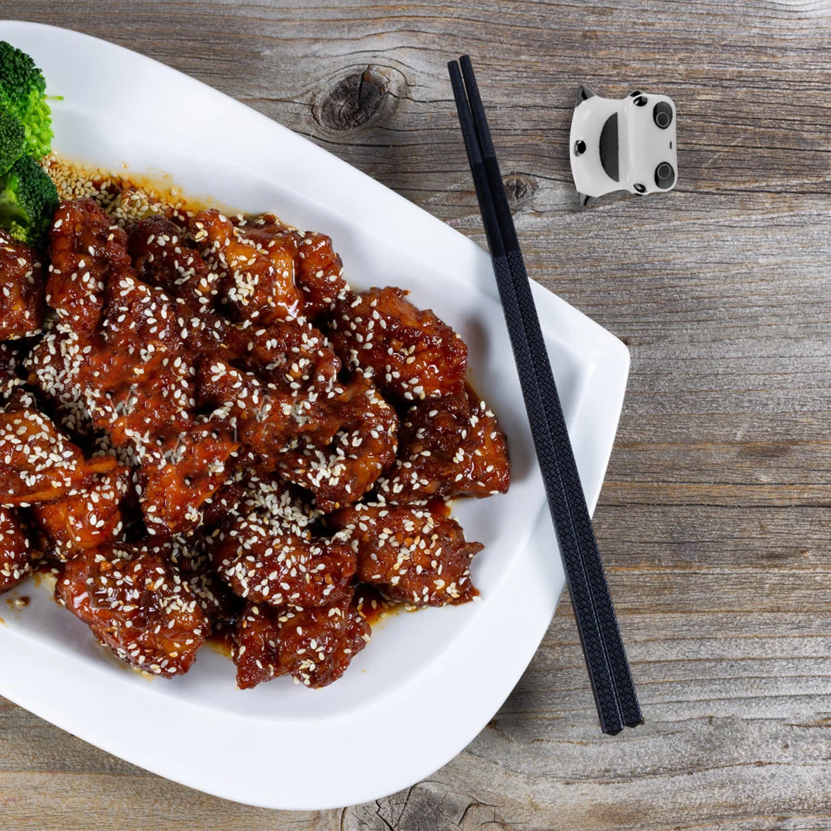 

4Pcs Chopsticks Rack Ceramic Panda Shape Cute Rest Support for Dining Tableware Home Party Chopsticks Rack