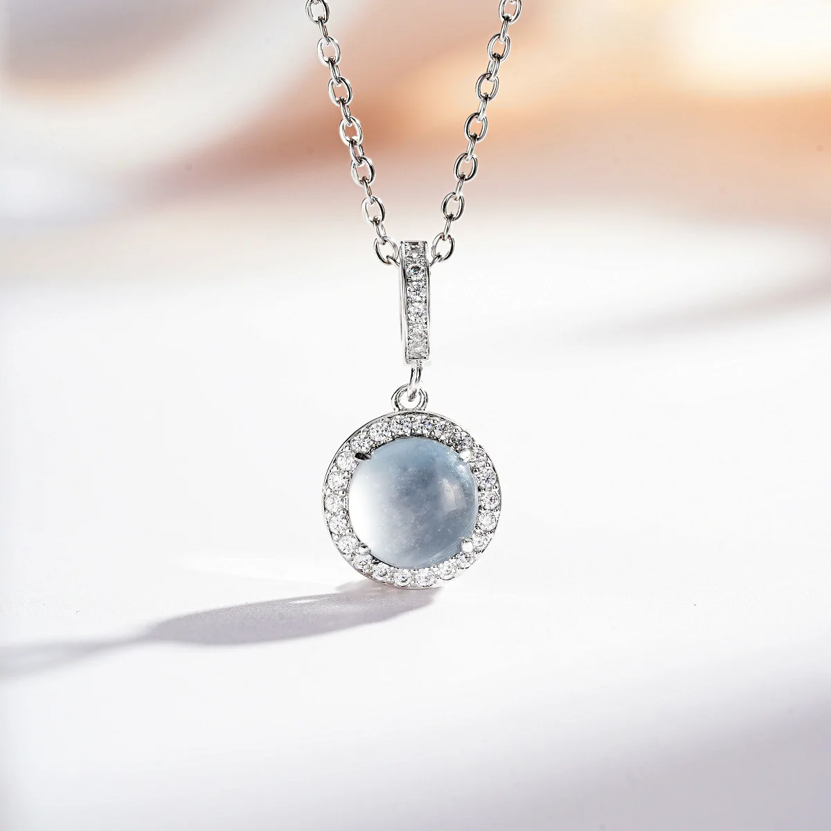 Waterdrop Jade Mini Light Bulb Pendant Necklace for Women - Collar Chain in Simple Chinese Style Luxury Style - Bestseller