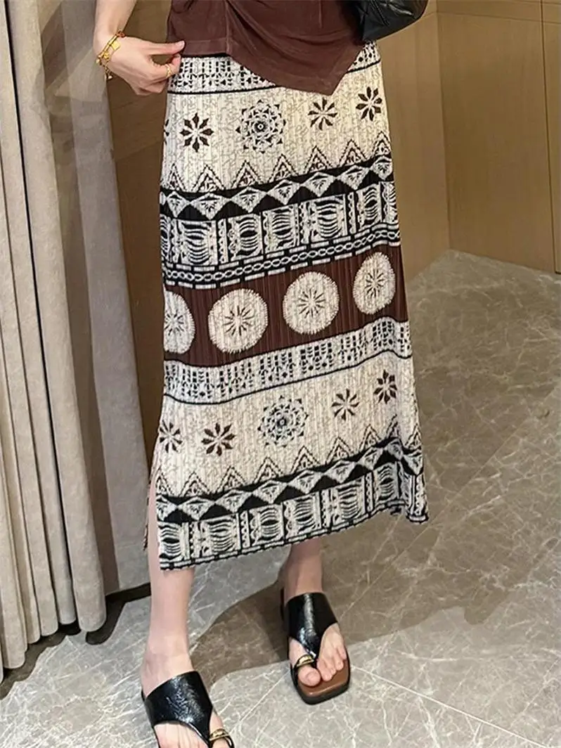 

Three-Panel Wind-Generated Pleated Skirt Retro Floral Geometric Print Elastic High Waist Midi Skirt Women's Fashion