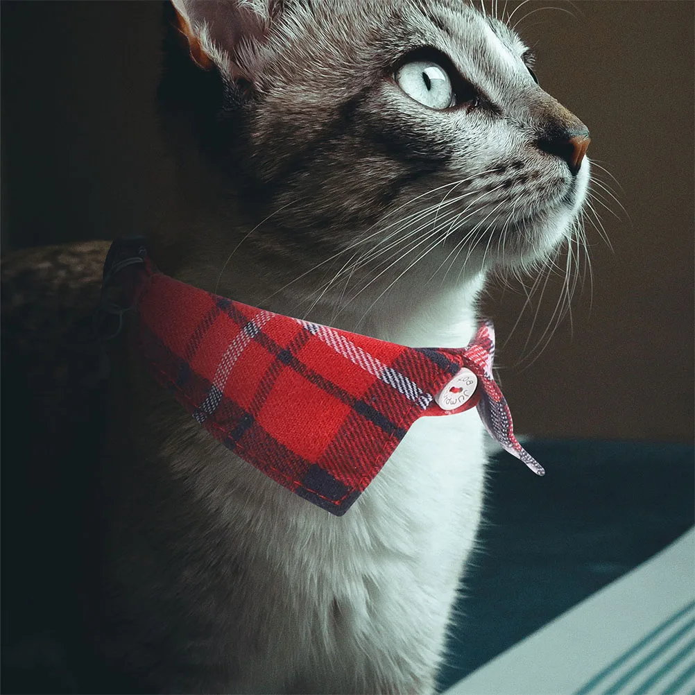 

2Pcs Plaid Cat Collar Adjustable Red Bell Pet Kitten Dog Necklace Cloth Material Safety Buckle Holiday Party Wedding Decorative