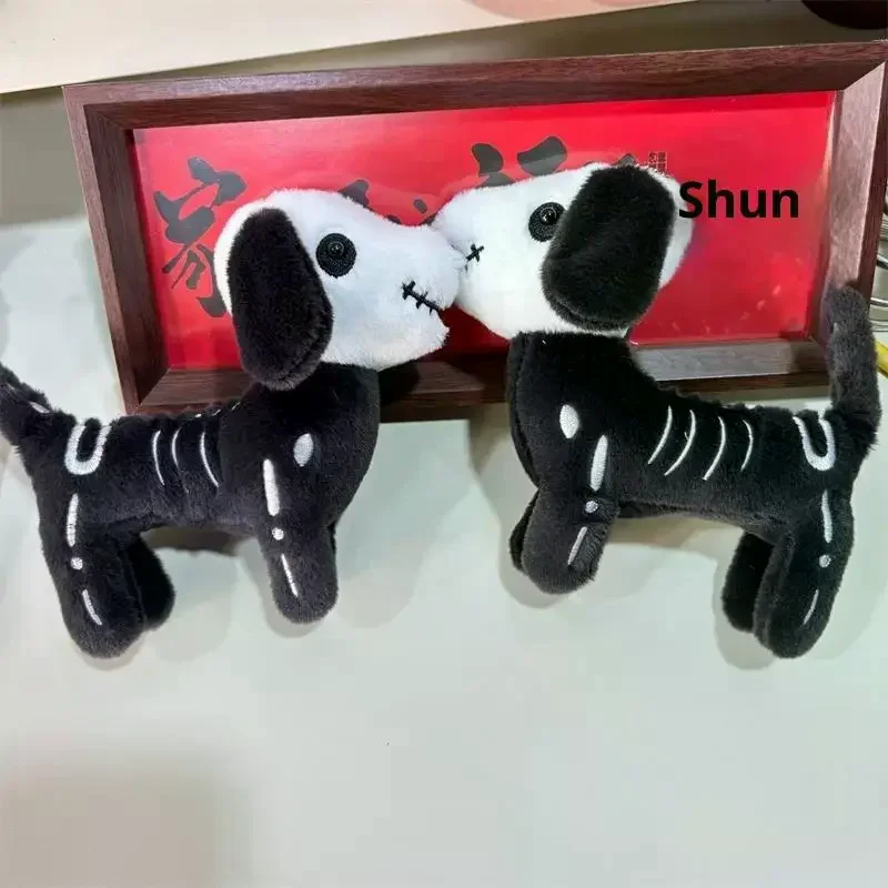 Leuke Halloween zwarte schedel hond pluche pop knuffels sleutelhanger hanger tas charme rugzak hangende ornamenten meisje sleutelhanger geschenken