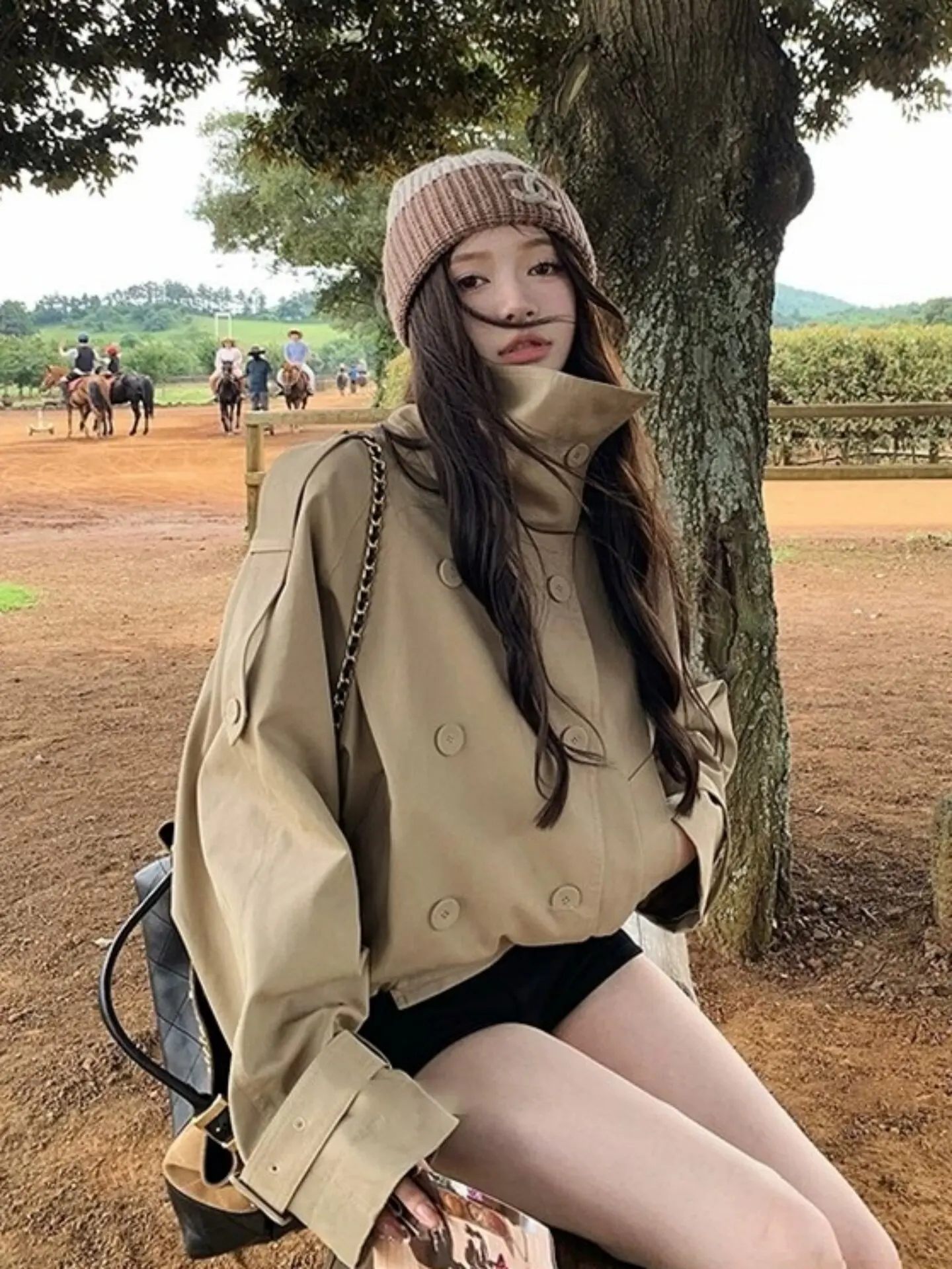 Super Good-looking and Light Korean Stand-up Collar Short Trench Coat Women's 2026 New Autumn Clothes Small Fashion Khaki