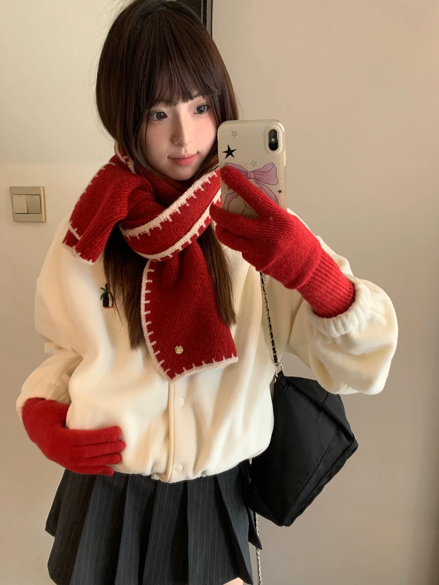 

Модный вязаный шарф с красными краями для женщин, утеплитель для шеи, чтобы создать атмосферу и согревать