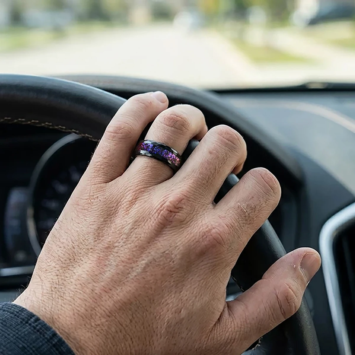 

8MM Black Tungsten Carbide Ring Men's Wedding Bands Classic Meteorite Hammered Ring Jewelry Engagement & Galaxy Wedding Rings