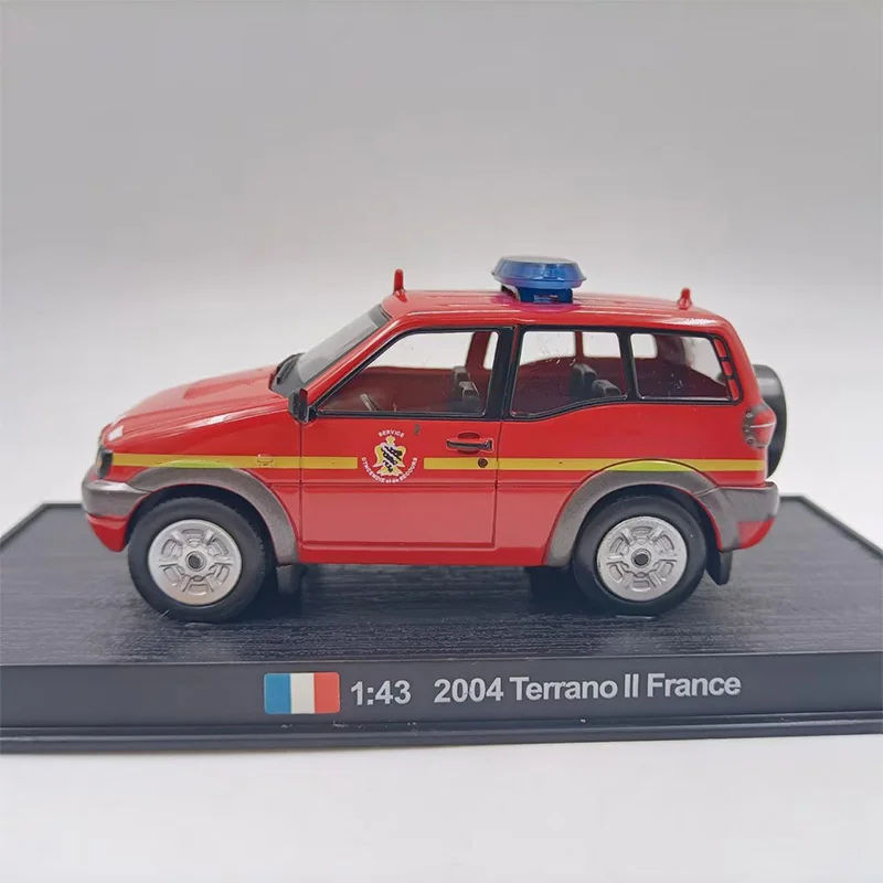 1:43 Scale 2004 Terrano II France Alloy Fire Fighting Truck Car Model Simulation Classic Model Display