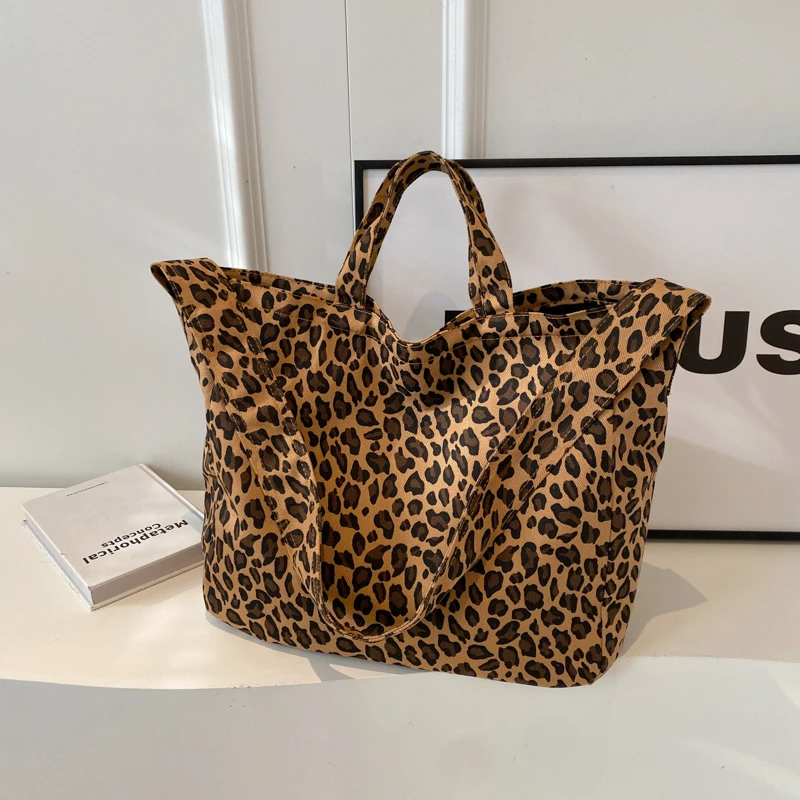 Tiptoegirls Leopard Pattern Canvas Lady Totes Handbag Light Weight Casual Simple Women Bag Commuting Shoulder Soft Fabric Bag