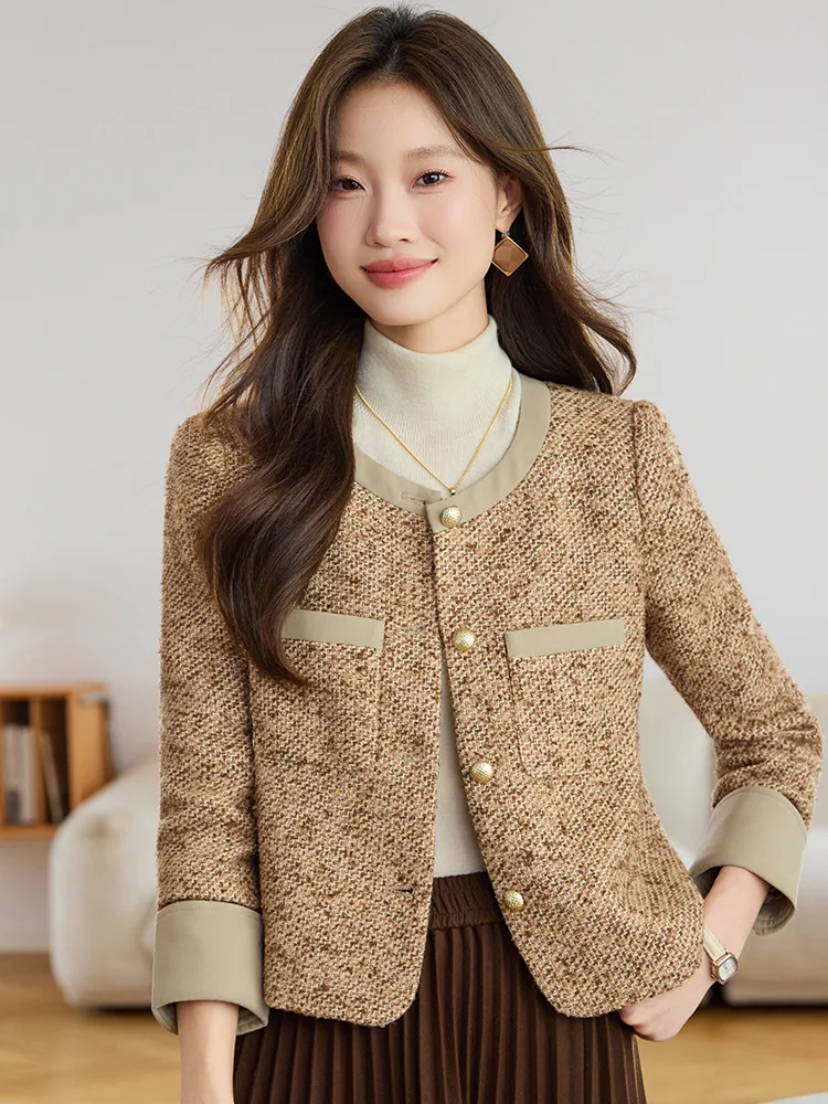 

Миниатюрная стильная куртка2025Новый стильный женский костюм в британском стиле в стиле ретро, французский весенне-осенний элитный костюм