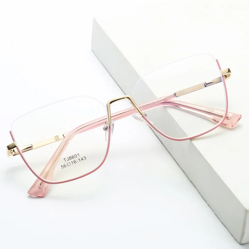 Montatura per occhiali da donna in metallo New Fashion Cat Eye Half Frame Retro Anti-blue Light montatura per occhiali da vista per donna