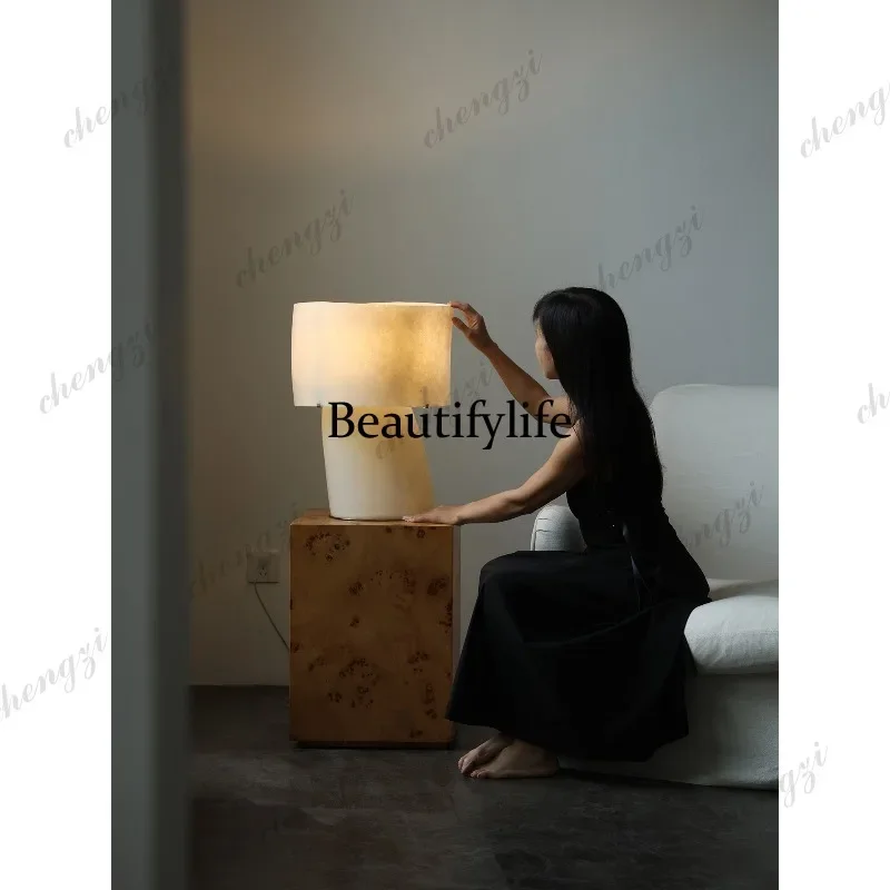 R134 wabi-sabi antique table lamp master bedroom bedside high-end translucent fiberglass light luxury atmosphere ornament