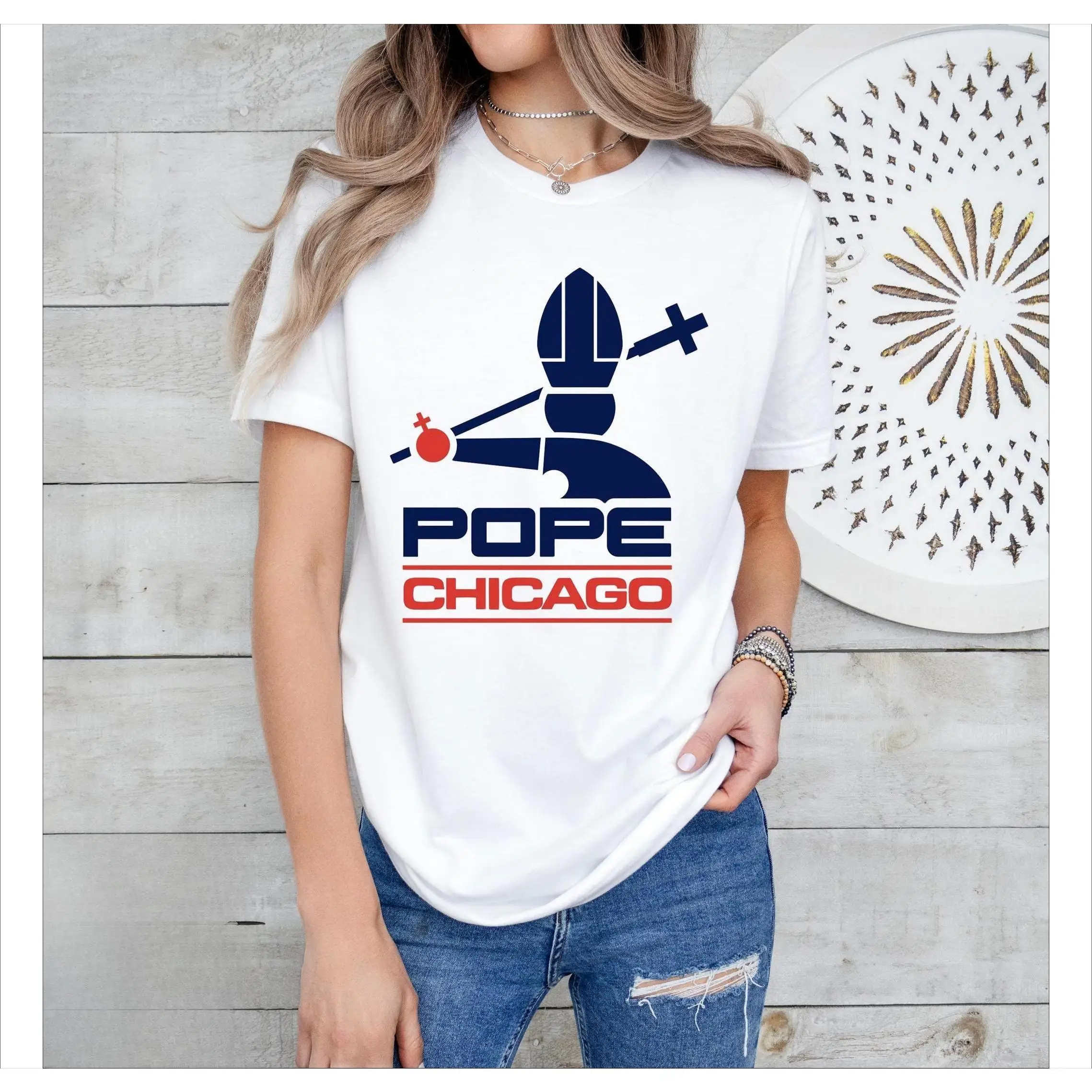 

Urban - style Faith - inspired Tee: Stand Out with a Cool and Quirky "Pope Chicago" Design