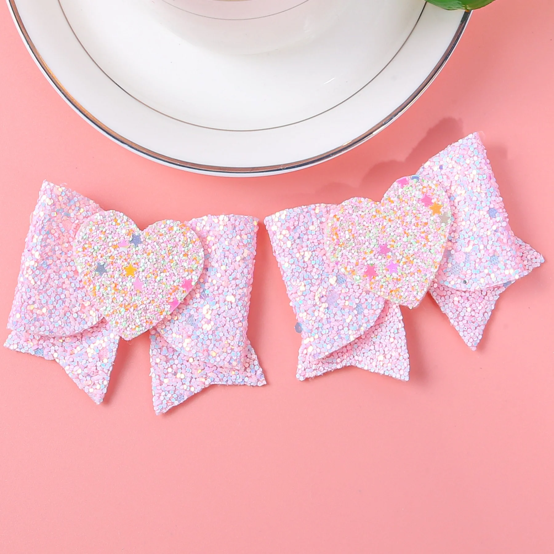 2/8pcs Sweet Glitter Hair Bows Clips for Girls Valentine's Day Heart Bows Hair Clips Barrettes for Kids Party Hair Accessories view 6