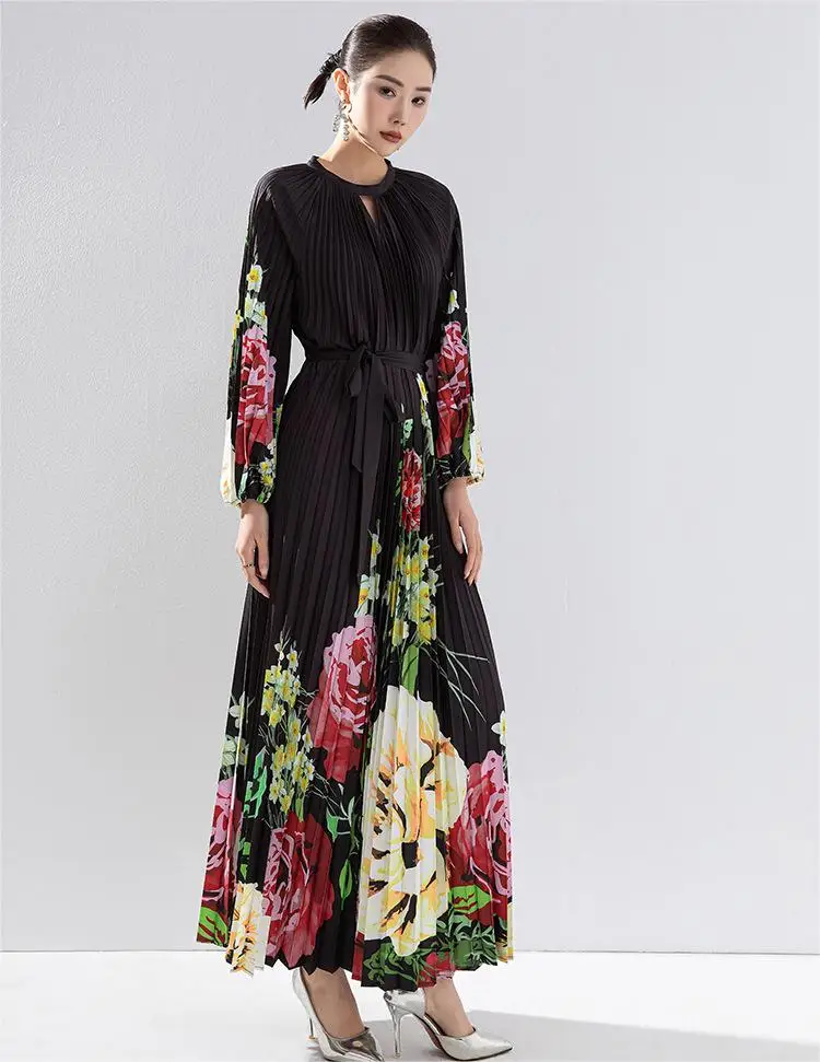 

High Quality Pleated Women's New Style Dress 2025 Printed Lace-up Style Casual Pleated Printed Women Dress