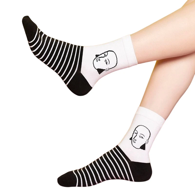 Chaussettes courtes en coton à motifs de tête pour femmes, chaussettes amusantes Hipster Art Rincer, chaussettes noires et blanches pour dames, chaussettes pour filles