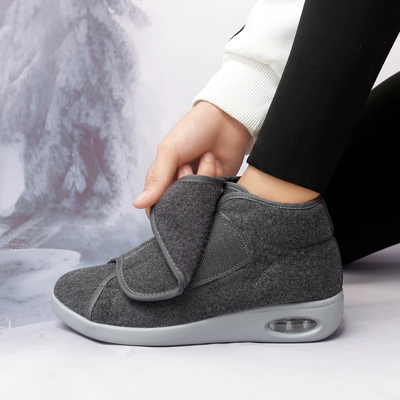 Women Warm Boots Winter Velvet Orthopedics Wide Feet Swollen Shoes Women Eversion Adjusting Soft Comfortable Diabetic Shoes