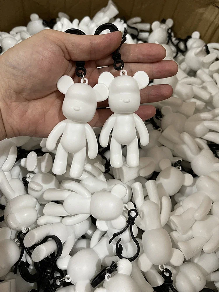 24PCS Fluid Bear Keychain DIY Graffiti Violent Bear Statues Mini Pigment Painting White Blank Mold Bear Figure Gift