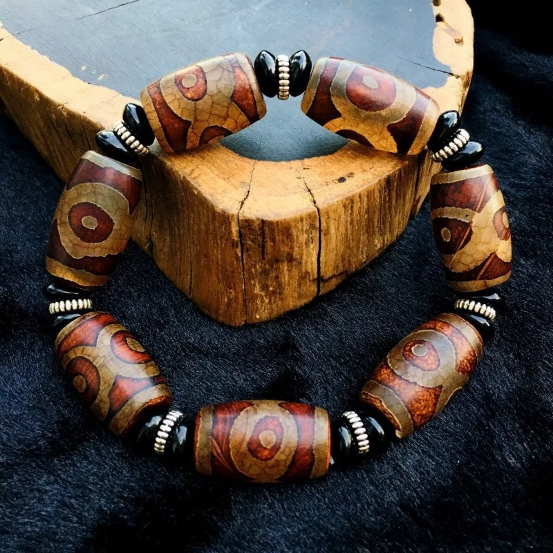 

Three-eye Dzi Beads, Chalcedony Agate Beads, Bracelets, Men's and Women's Retro Agate Bracelets.