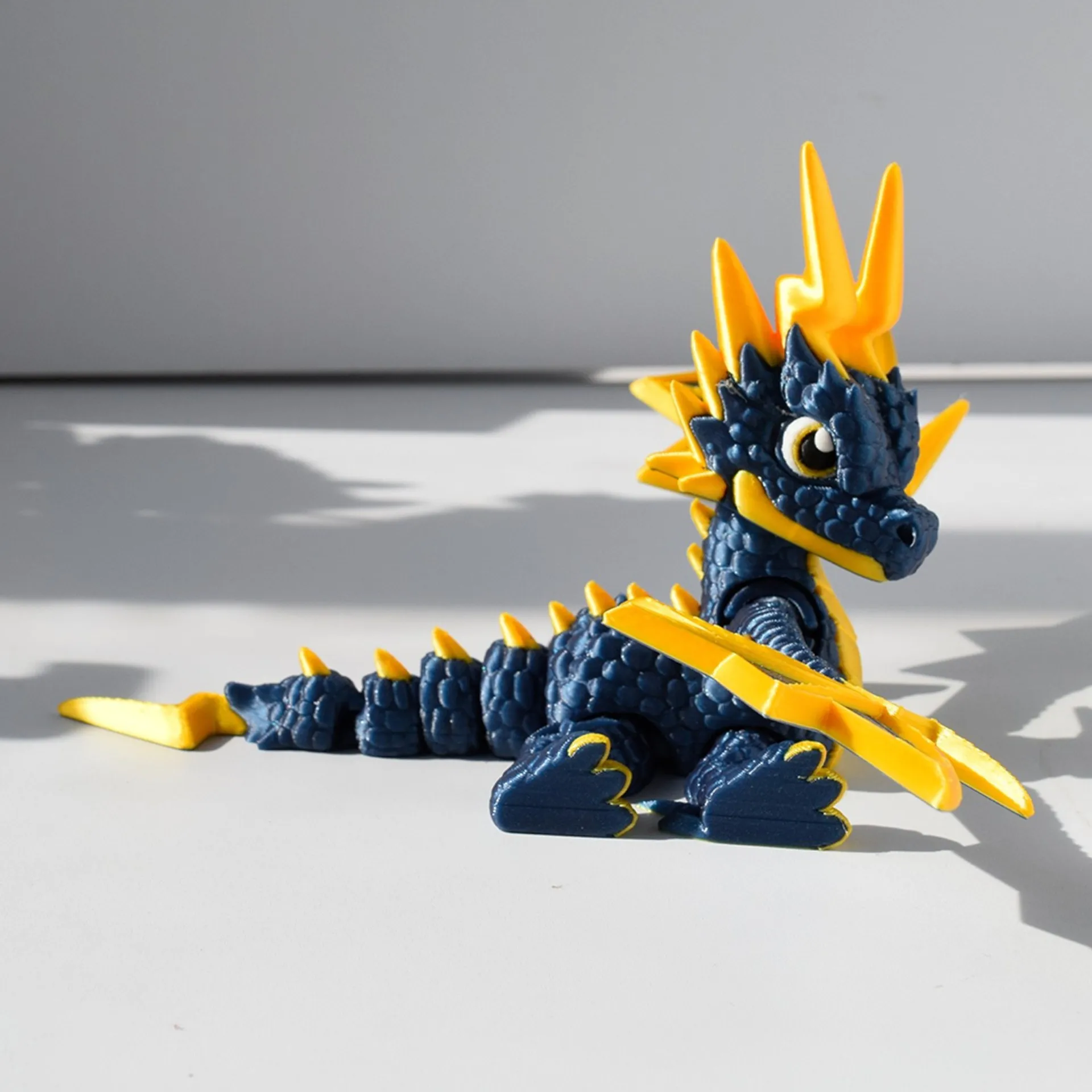 Novo 3d impresso relâmpago kirin brinquedo estátua simulação dragão voador modelo animal articulações móveis decoração de mesa ornamentos crianças presente