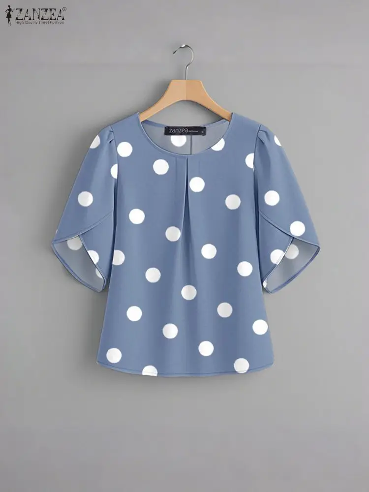 เสื้อผู้หญิงลายจุดสุดหรู ฤดูร้อน 2025 สไตล์ลำลอง คอกลม แขนครึ่งกลีบดอกไม้ จับจีบกลับด้าน เสื้อท็อป ZANZEA เสื้อผ้าผู้หญิง ไซส์ 3XL