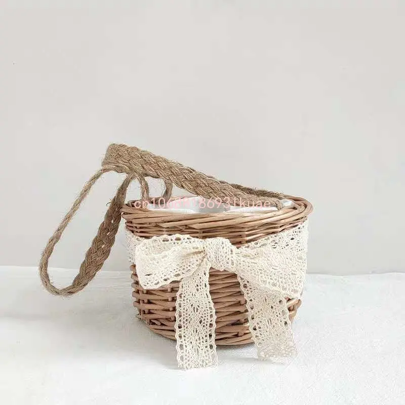 Mini Handmade Rattan Bucket Bag para Meninas, Tote de Cesta de Palha, Lace Bowknot Hand Bags, Cute Kids Mini Handbag, Baby Beach Bag