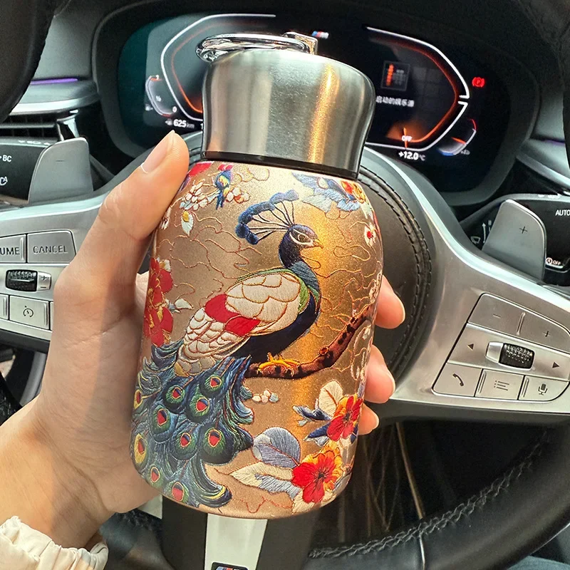 2025 nowy kubek izolowany w stylu chińskim 300 ml, przenośny kubek kieszonkowy z pierścieniem do podnoszenia na zewnątrz, przenośny kubek samochodowy
