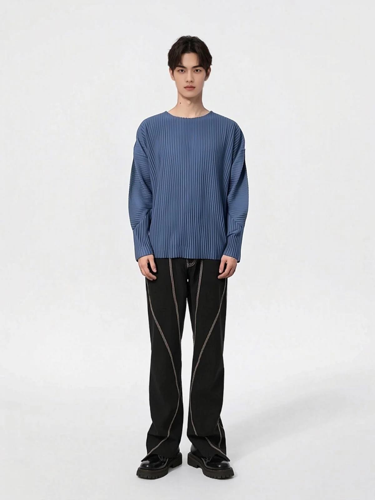 

Miyake Pleated New 2025 Pleated Round Neck Long Sleeved Pleated Men's Top Autumn and Winter T-shirt Japanese Retro Style
