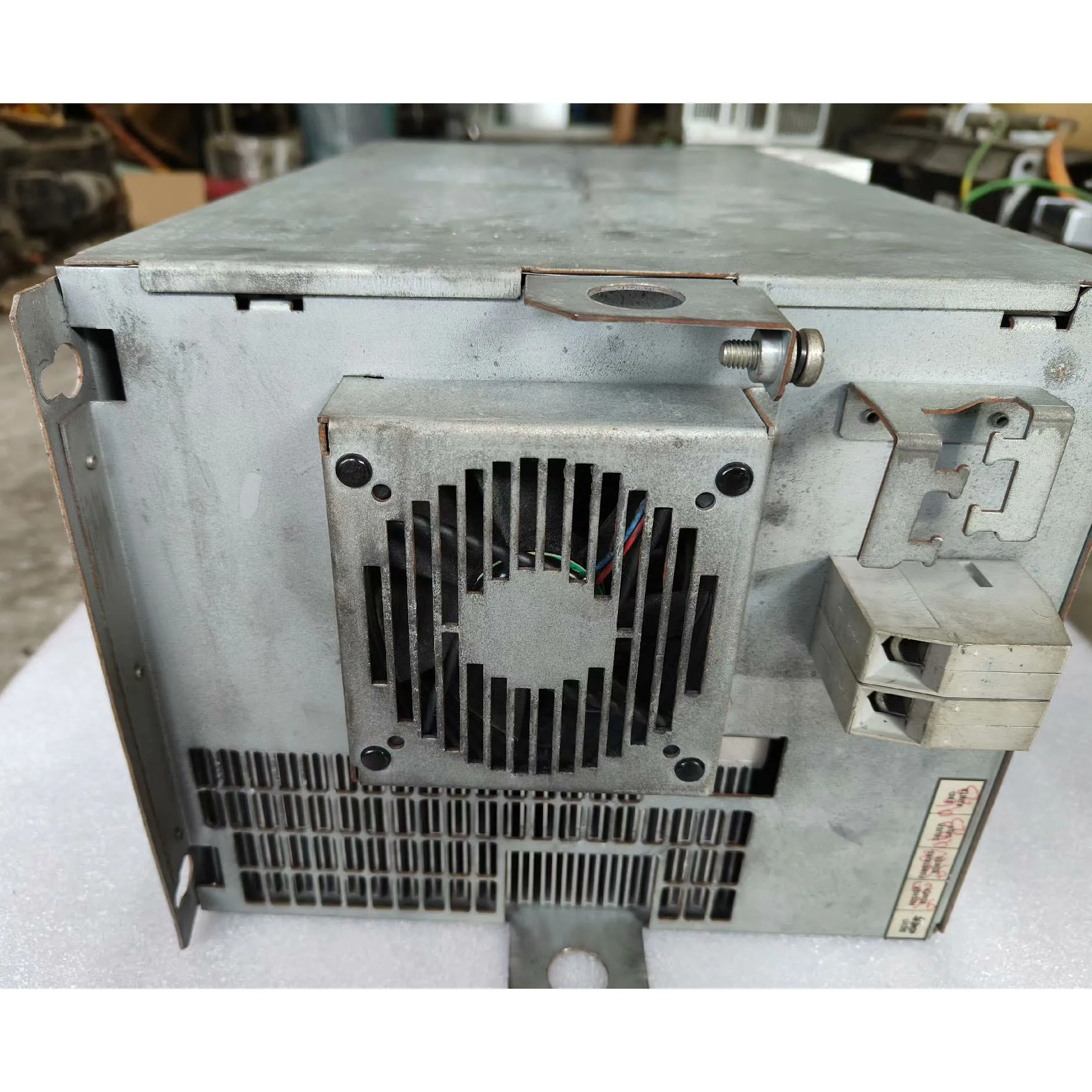 HCS03.1E-W0100-A-05-NNBV R911308419 Servo Drive Com garantia