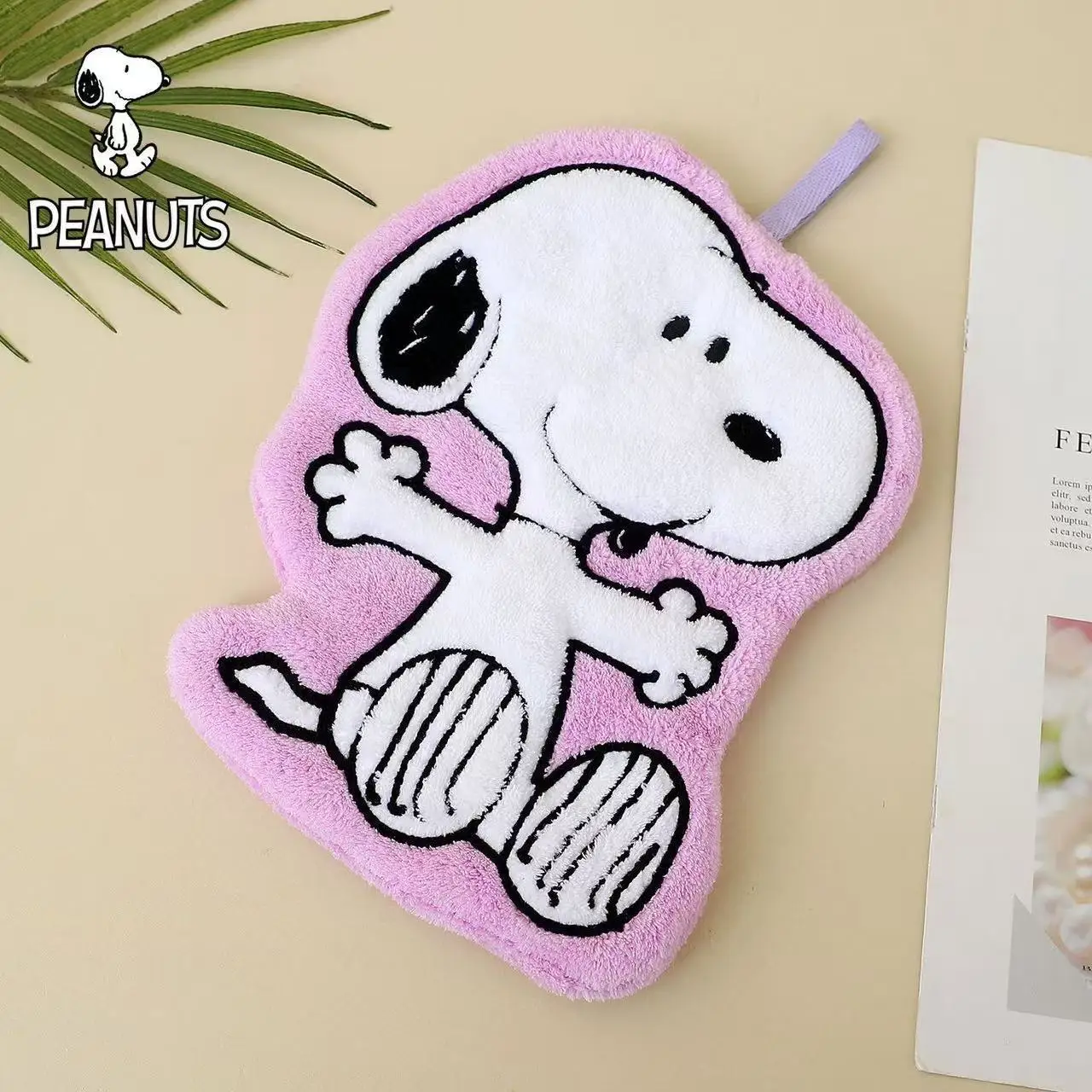 2026 Neues Kawaii Snoopy Hängendes Handtuch Cartoon Niedliches Wasserabsorbierendes Korallenfleece Schnelltrocknendes Küchen- und Duschraumzubehör – Detail 4