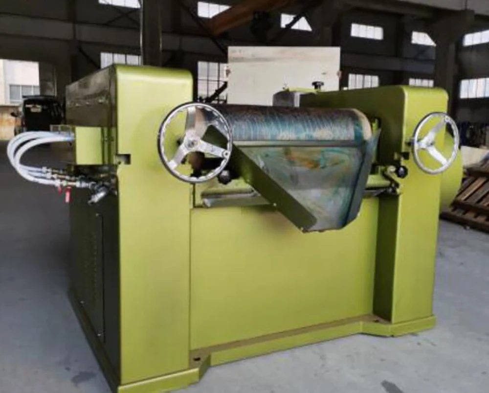 Laboratory Three Roll Grinding Machine, Lab S260 Three Roll Mill with 695mm Roller & 380V Power Supply