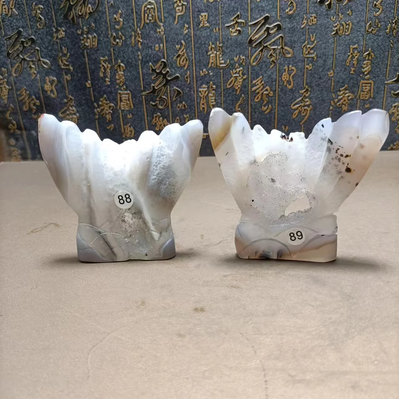 Natural Energy Gems. Agate Geode, Agate Mermaid-like quartz crystal, mermaid-like, Reiki Reiki Home Decor, Reiki Gift and cure