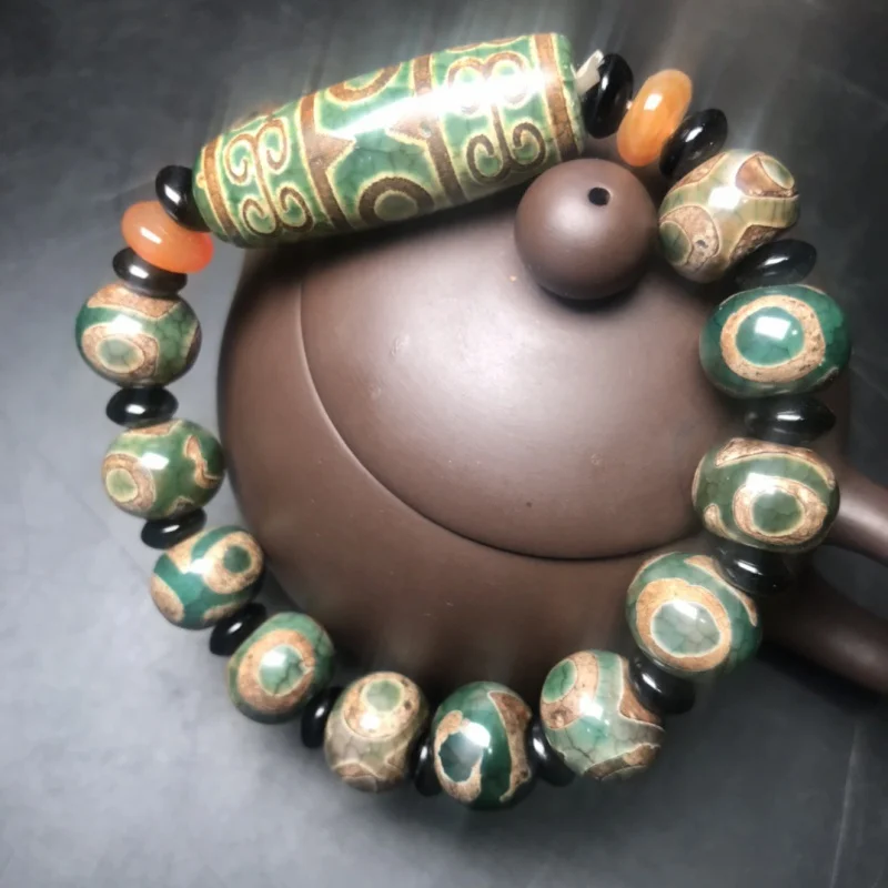 Tibetan Return Green Agate Three-Eye Return Pattern Sky Beads Bracelet Simple Elegant Men and Women Same Bracelet Jewelry