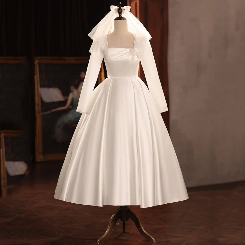 Robe de mariée en satin A-ligne élégante pour petite mariée, encolure de la présidence française