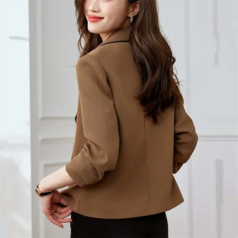 2026 Nuova Primavera Estate Autunno Giacche da donna Blazer Cappotto da donna Grande Casual Capispalla corto Giacca femminile Top Versatile