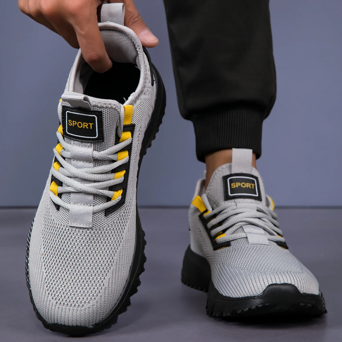 

Men Fashionable Running Shoes Breathable Outdoor Sports Shoe Lightweight Comfortable Sports Training Shoe Outdoor Walking Shoes