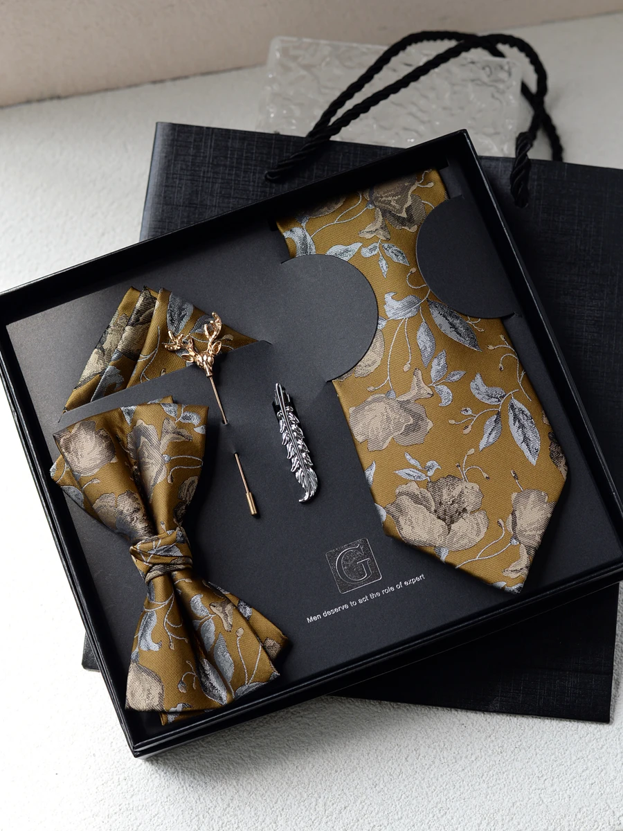 Men's Bow Tie Pocket Towel Bus - đánh giá và giá Men'S Grooming Gift Box