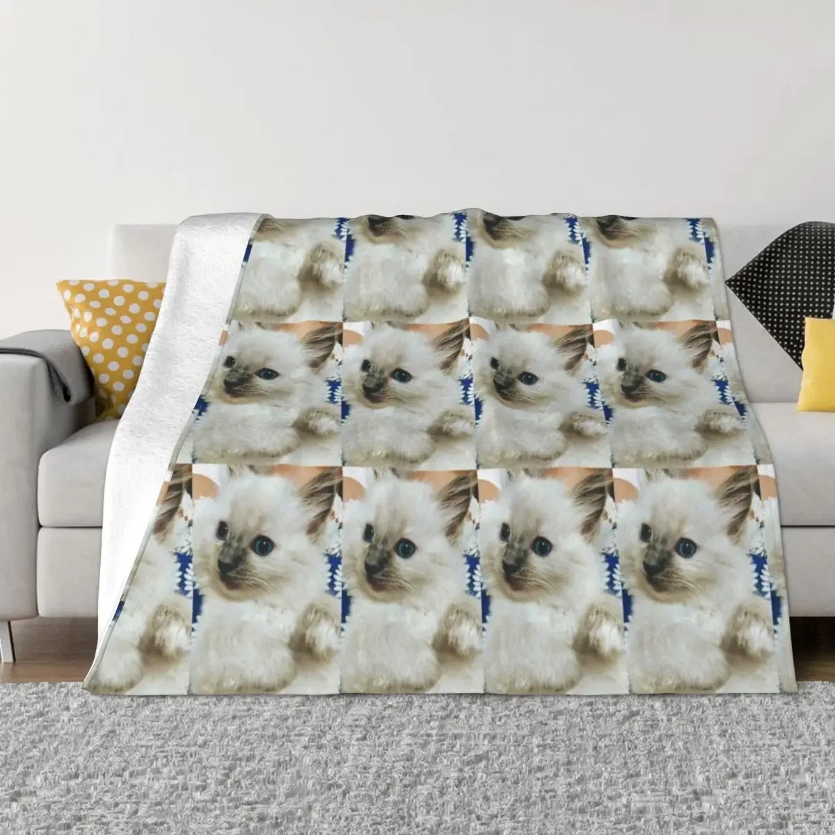 

Ragdoll kitten Throw Blanket Comforter Flannel Fabric Beach Blankets