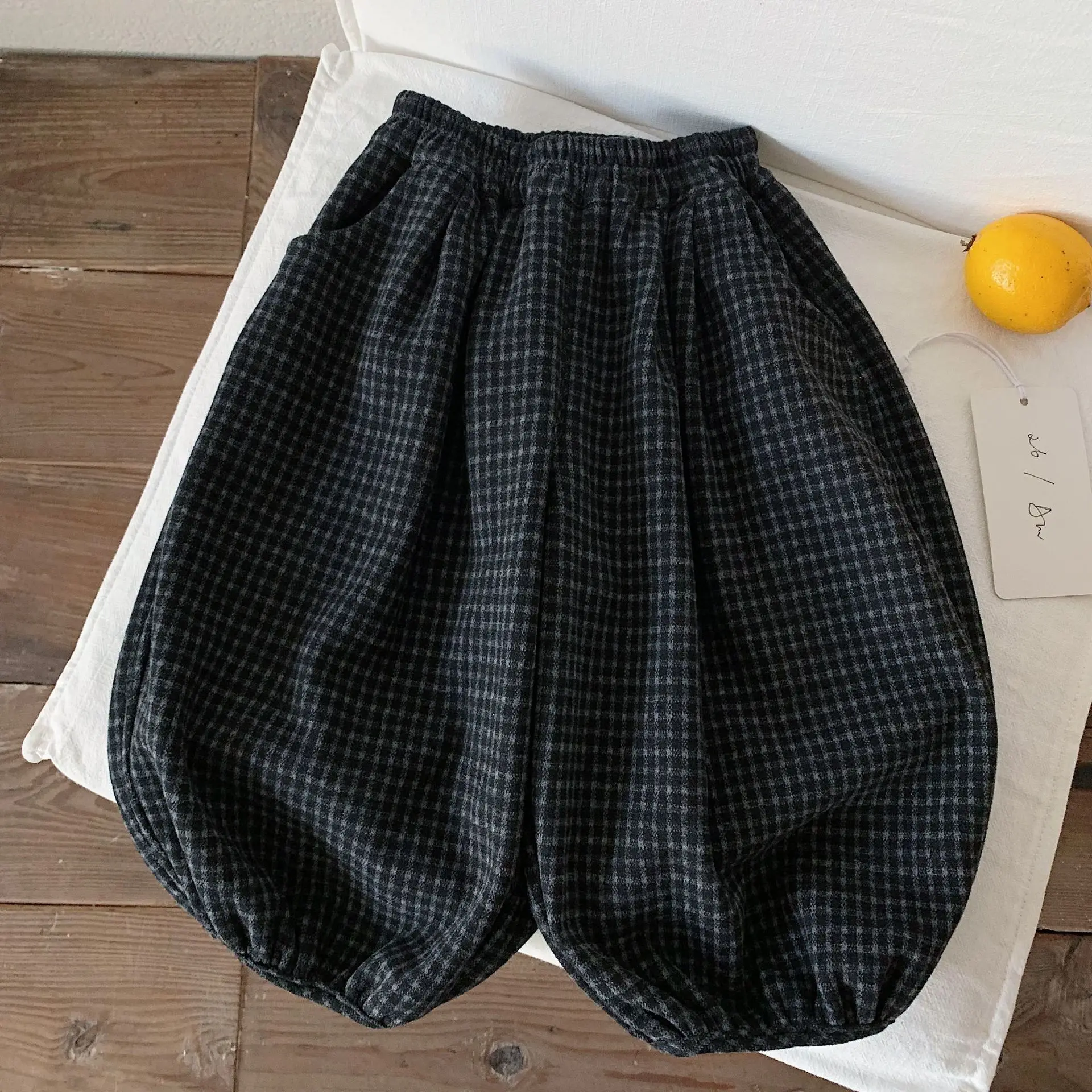 Boys' velvet pants autumn and winter 2026 new item children's one-piece velvet checkered casual thick lantern pants