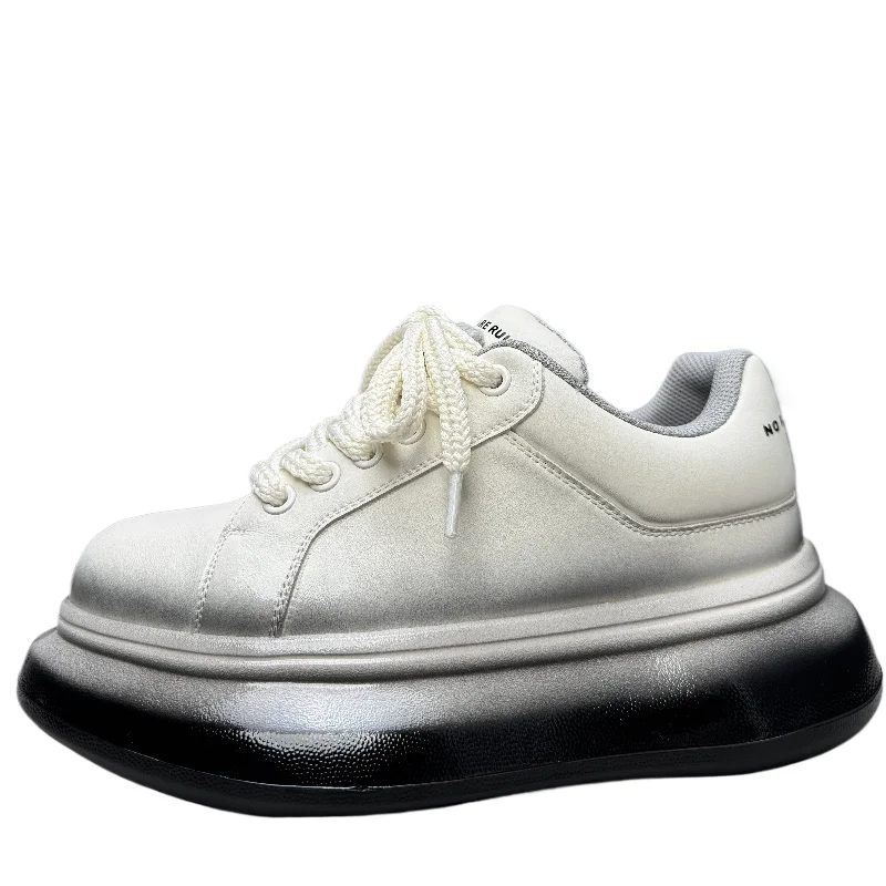 

Европейские оригинальные белые туфли с градиентным цветом для мужчин, широкая версия, увеличивающие рост, модные туфли для папы на толстой подошве