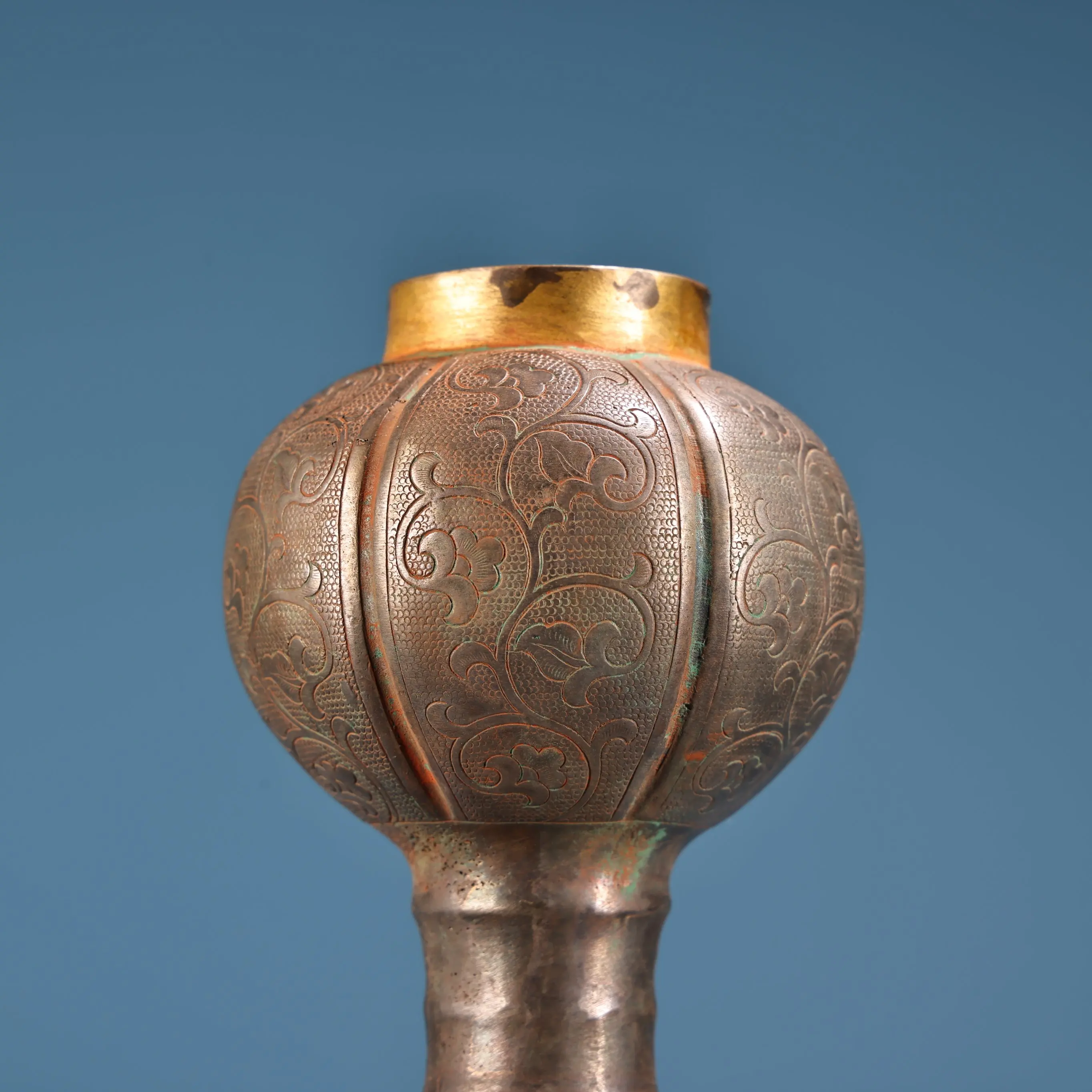 Folk Collection Old Bronze Gilded High Relief Cinnabar Four sided divine beast pattern Big Belly Vase Amass wealth Ornaments